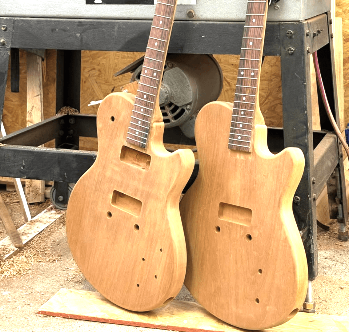 Cuerpos de guitarra armados a mano en el taller de Guitarrería Malizia