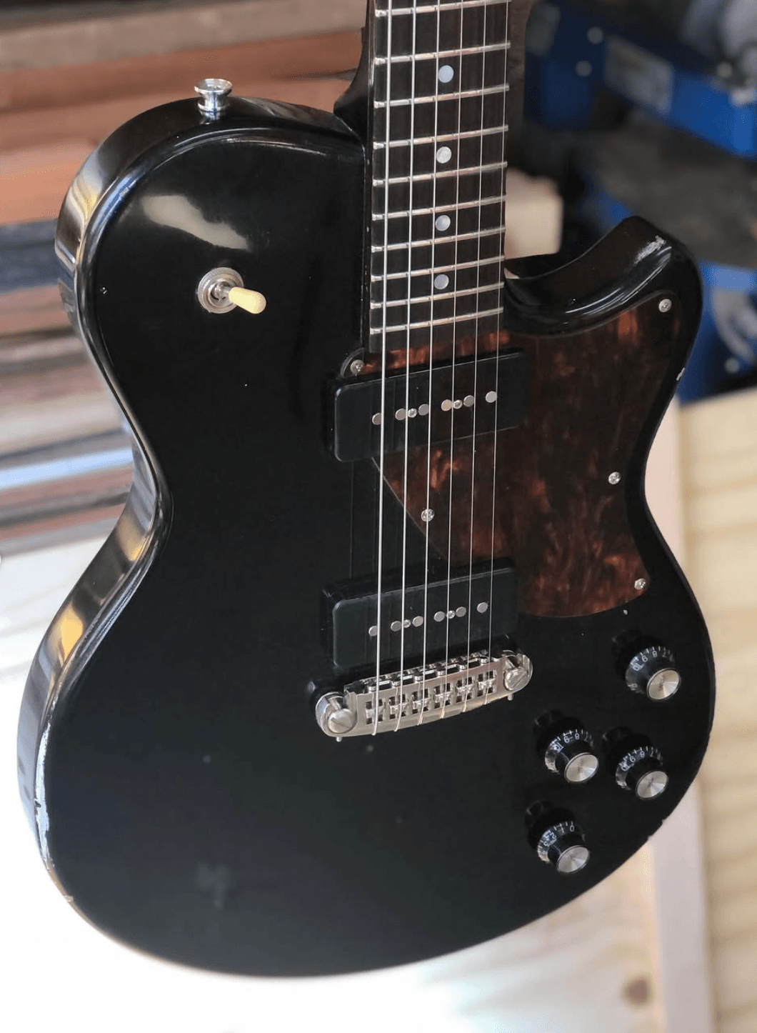 Cristof Special — Guitarra eléctrica